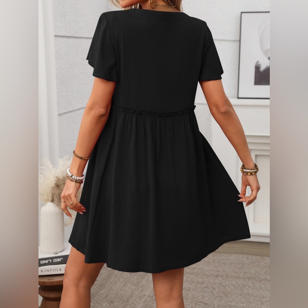 Red Button-Down Flutter Sleeve Mini Dress - Picture 14 of 14